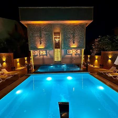 Leo Premium Apartament Kusadası