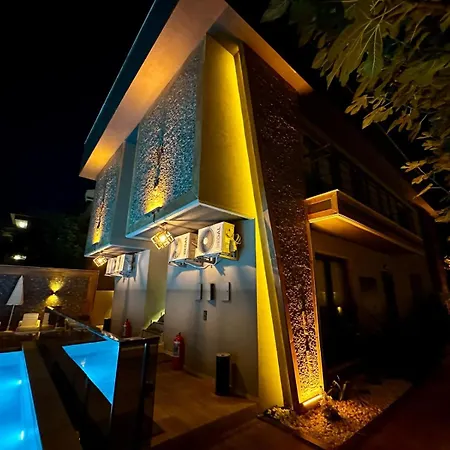 Leo Premium * Kusadası