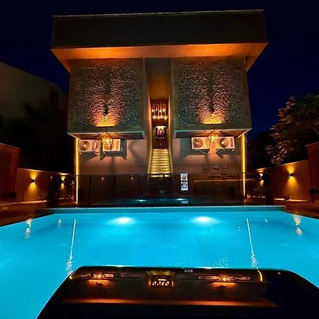 Leo Premium Apartament Kusadası