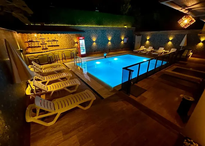 Leo Premium * Kusadasi