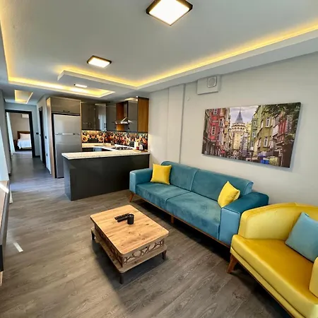 Leo Premium Kusadasi