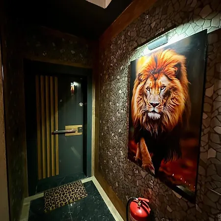 Leo Premium Kusadası
