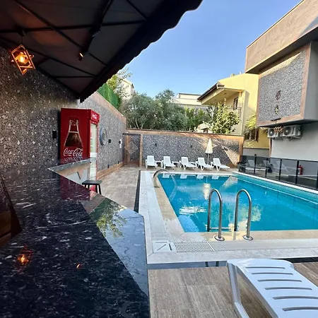 Leo Premium Apartamento Kusadasi