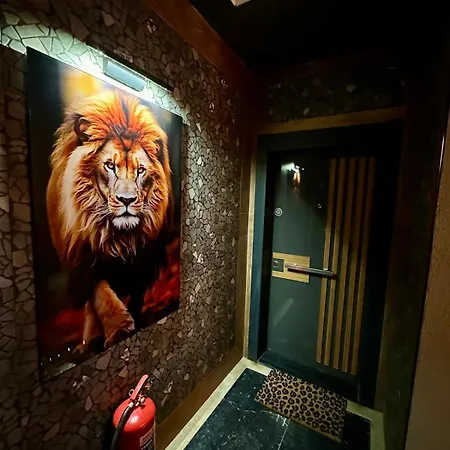 Leo Premium Kusadası